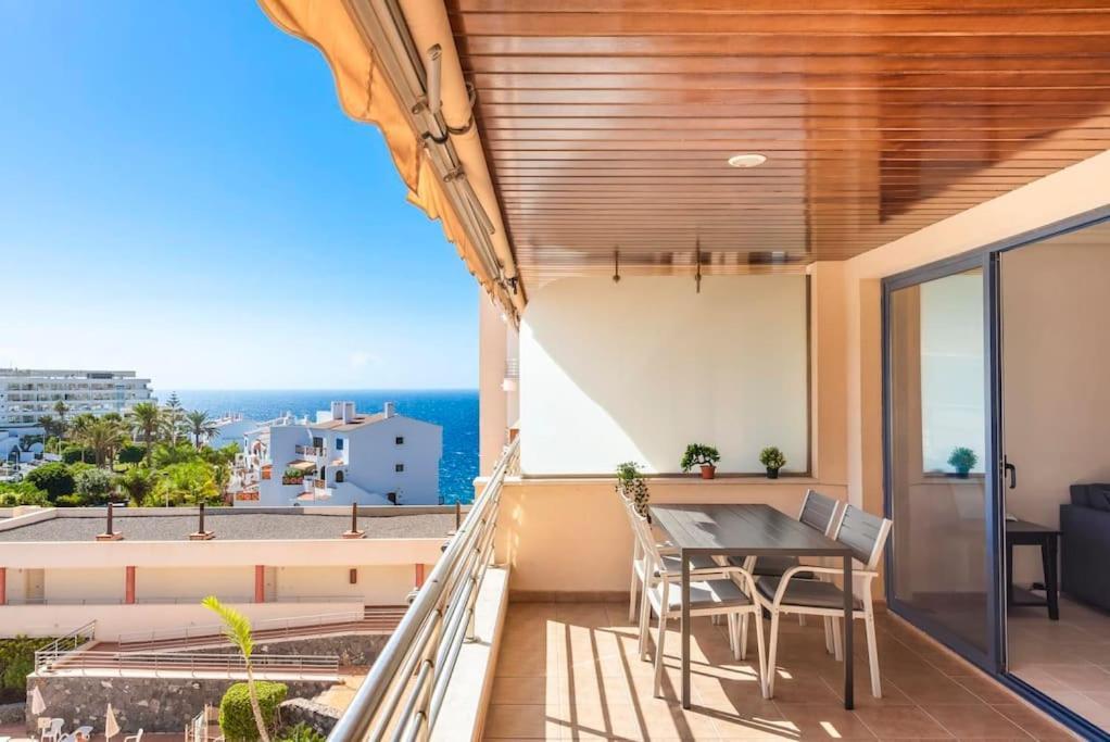 Bright And Welcoming Holiday Home Puerto de Santiago  Ngoại thất bức ảnh
