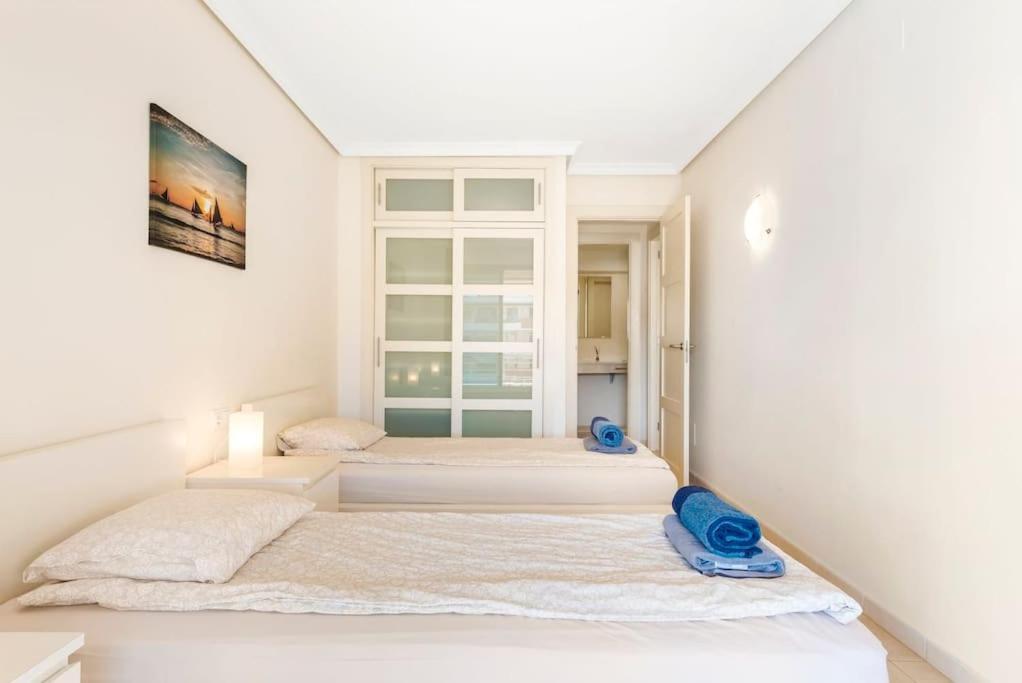 Bright And Welcoming Holiday Home Puerto de Santiago  Ngoại thất bức ảnh