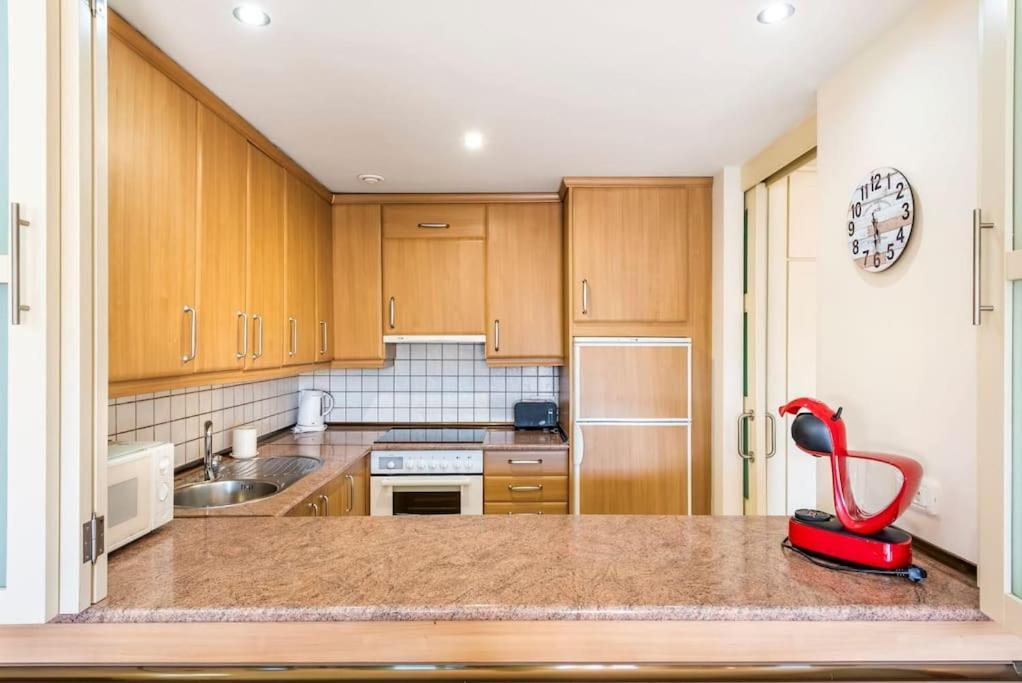 Bright And Welcoming Holiday Home Puerto de Santiago  Ngoại thất bức ảnh