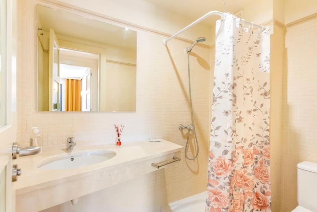 Bright And Welcoming Holiday Home Puerto de Santiago  Ngoại thất bức ảnh