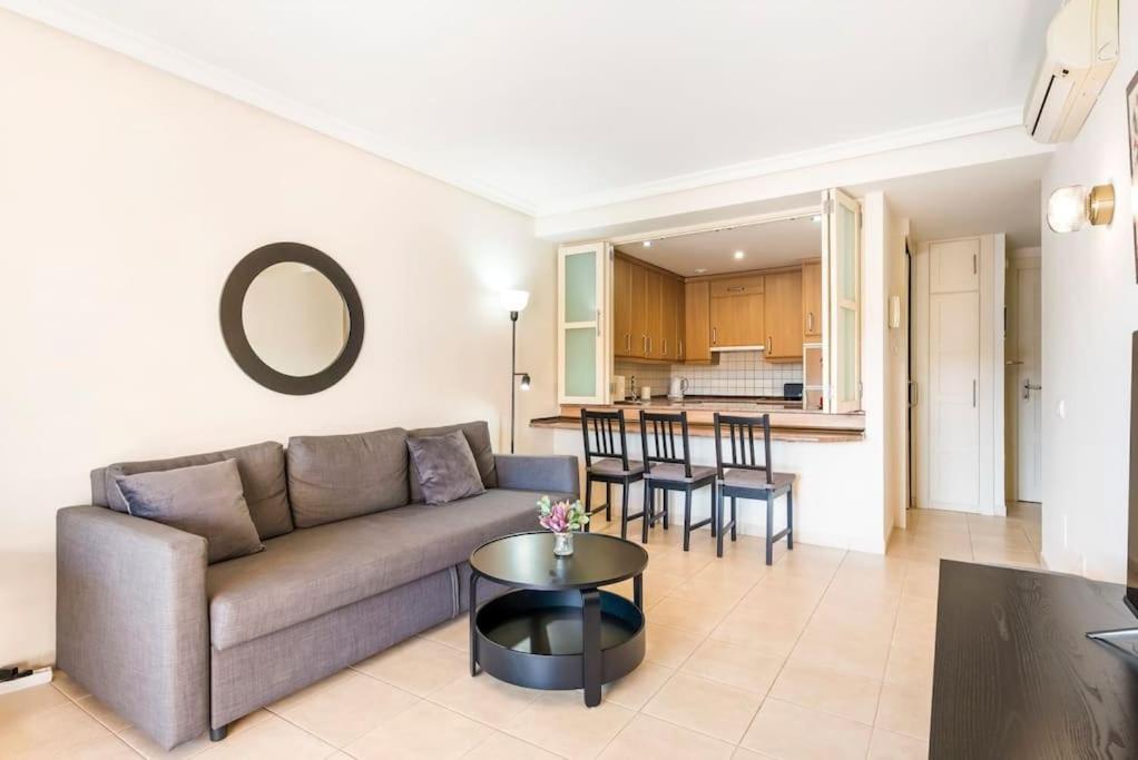 Bright And Welcoming Holiday Home Puerto de Santiago  Ngoại thất bức ảnh